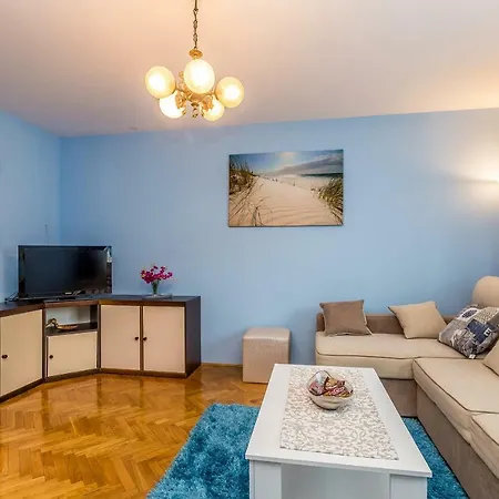 Apartment Infinity